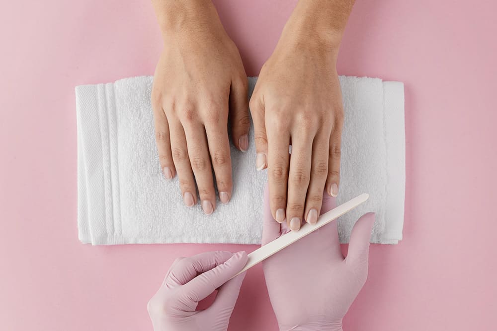 Manicure pedicure membantu menghilangkan kapalan